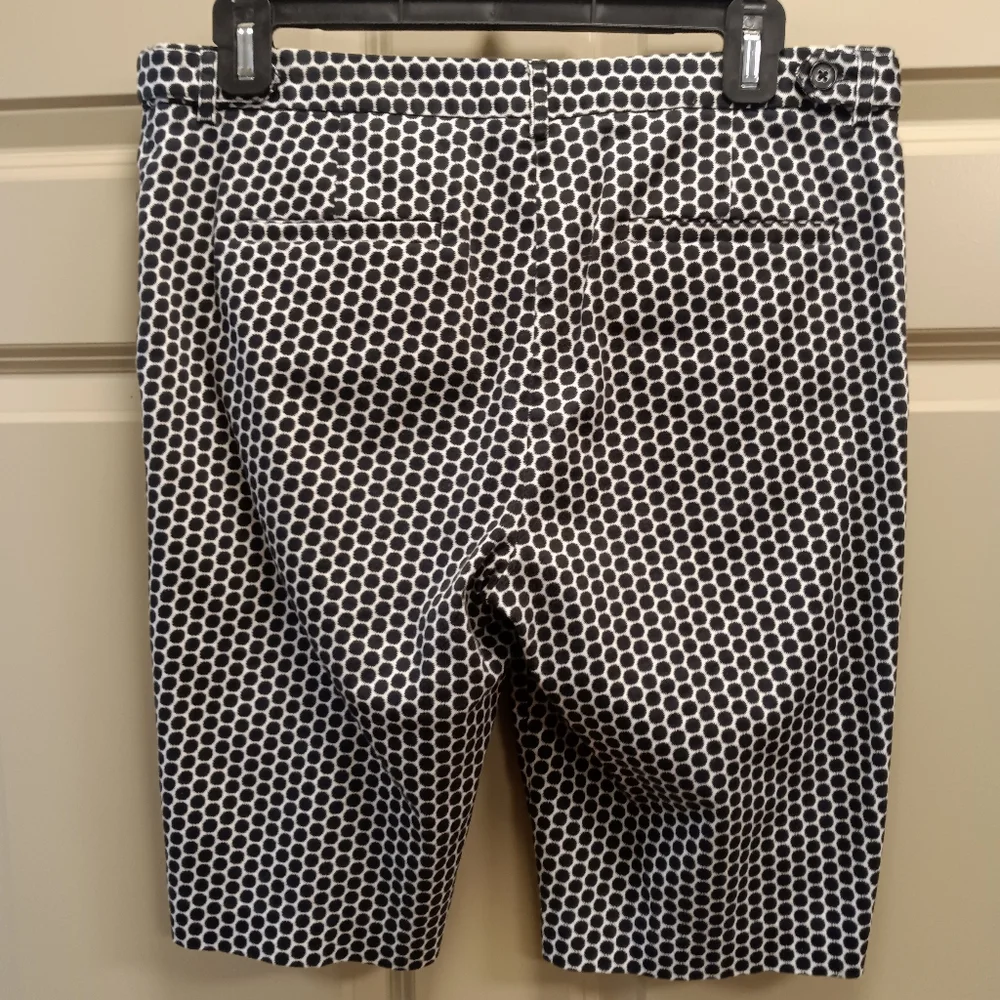 Laundry by Shelli Segal Los Angeles Tailored Bermuda Shorts - size 8